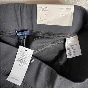 NWT American Eagle PullOn Jegging